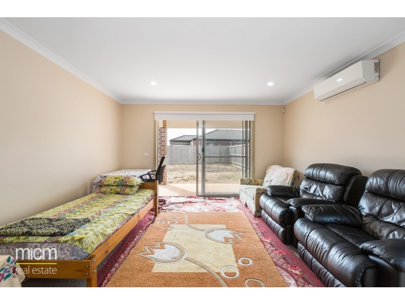 25 Esther Street, Truganina VIC 3029