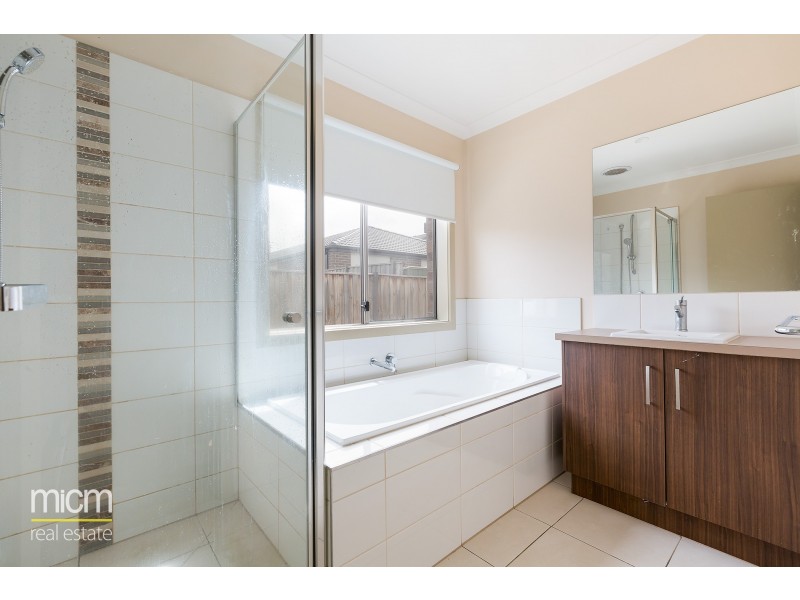 25 Esther Street, Truganina VIC 3029