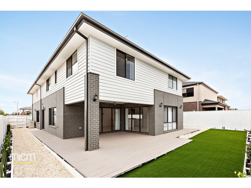 25 Spinner Way, Point Cook VIC 3030