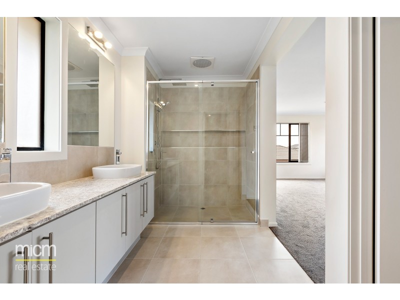 25 Spinner Way, Point Cook VIC 3030