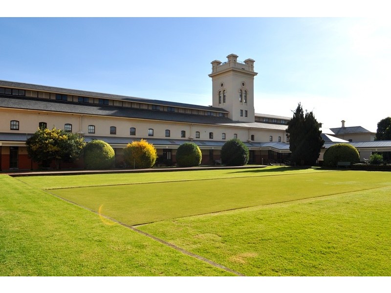 63 Wiltshire Drive, Kew VIC 3101