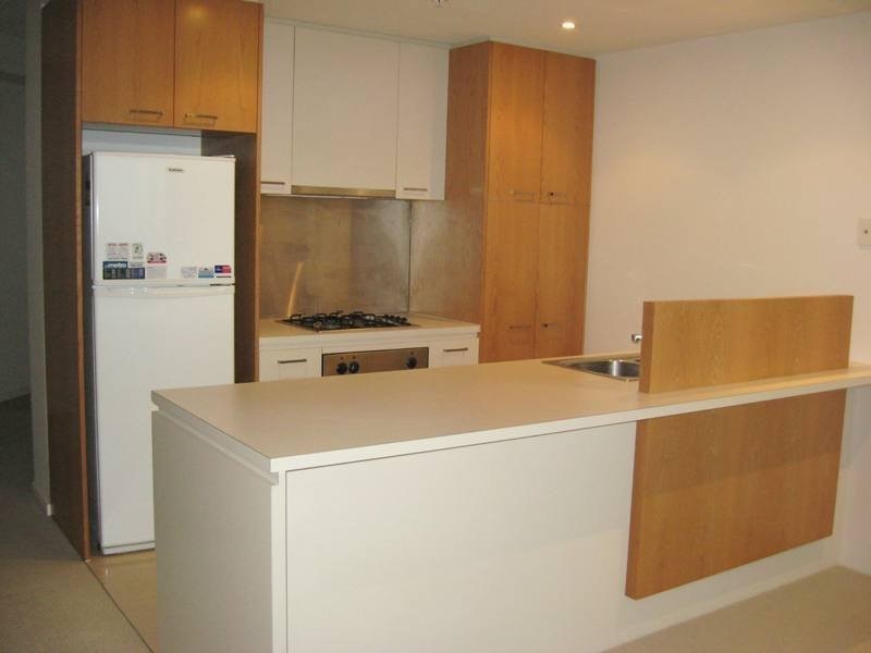 1404/15 Caravel Lane, Docklands VIC 3008