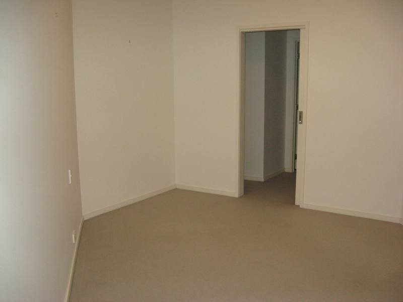 1404/15 Caravel Lane, Docklands VIC 3008