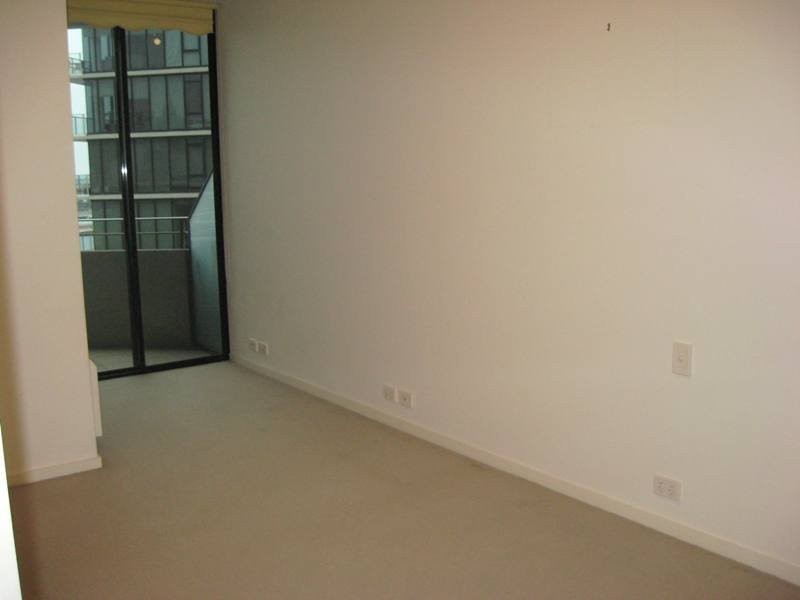 1404/15 Caravel Lane, Docklands VIC 3008