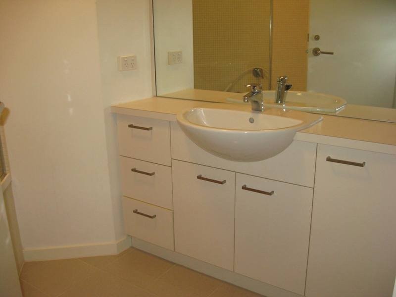 1404/15 Caravel Lane, Docklands VIC 3008