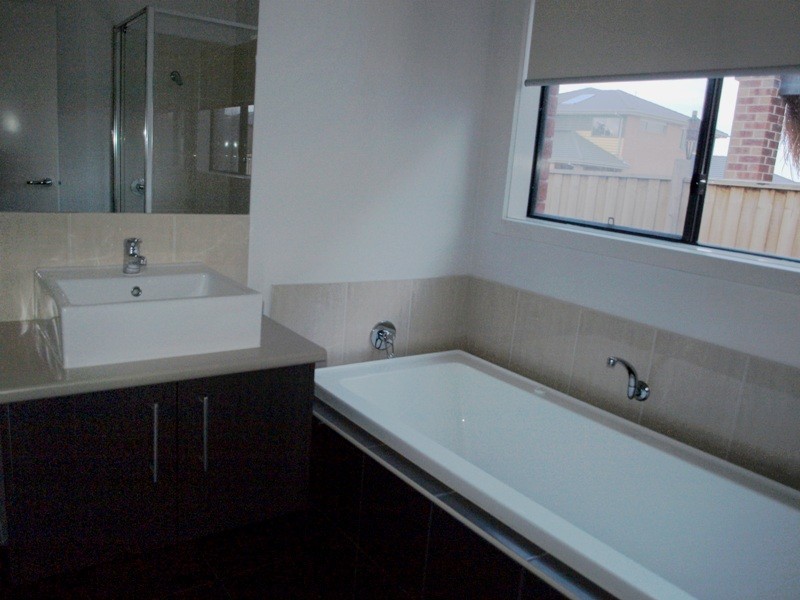 43 Europa Bend, Sunshine West VIC 3020