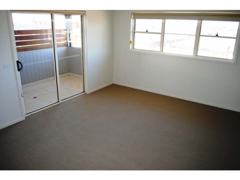 11 Windrest Way, Point Cook VIC 3030