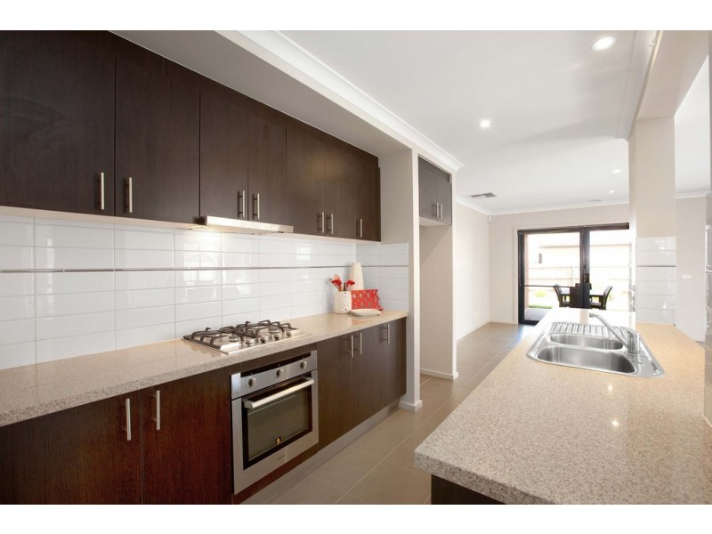246 Boardwalk Boulevard, Point Cook VIC 3030