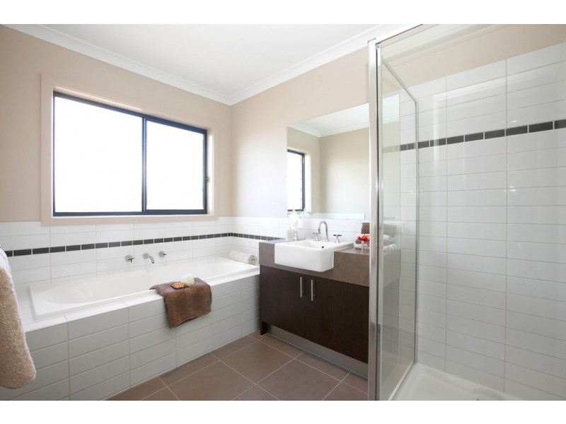 246 Boardwalk Boulevard, Point Cook VIC 3030