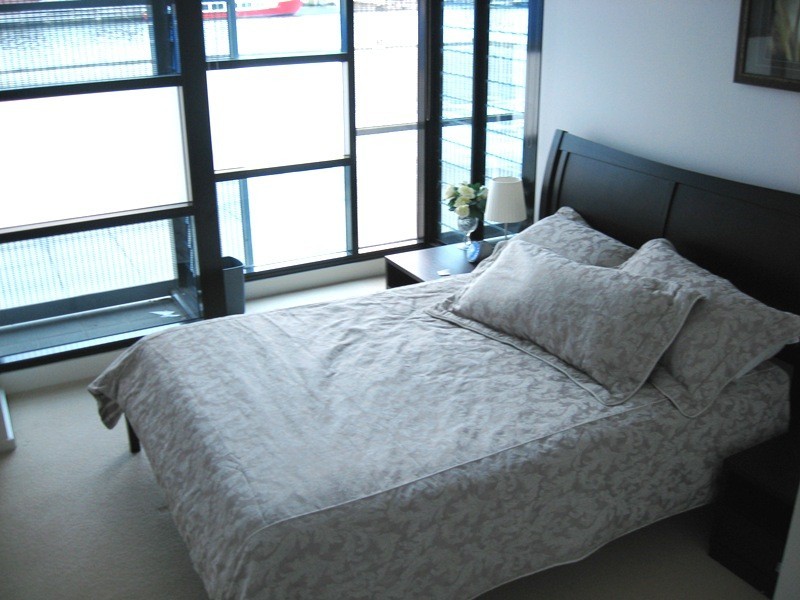 G01/60 Siddeley Street, Docklands VIC 3008