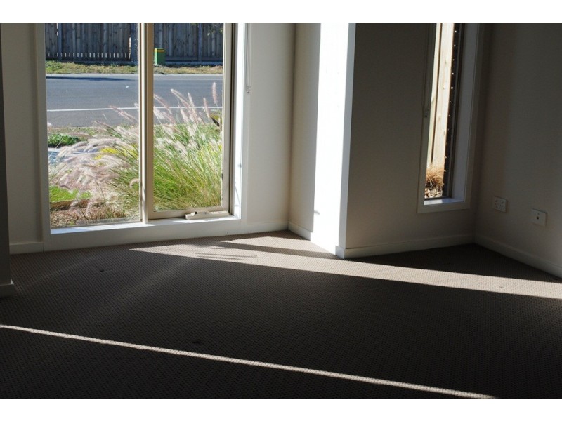 108 Alamanda Boulevard, Point Cook VIC 3030