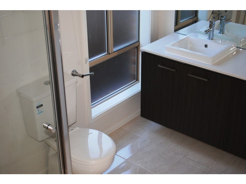 108 Alamanda Boulevard, Point Cook VIC 3030