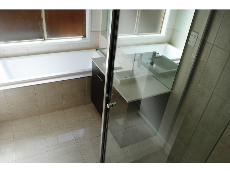 108 Alamanda Boulevard, Point Cook VIC 3030