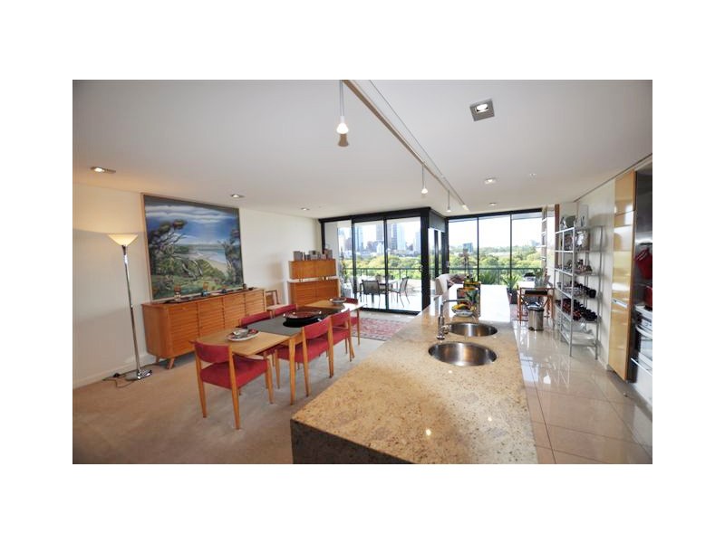 1108/250 St Kilda Road, Melbourne VIC 3000