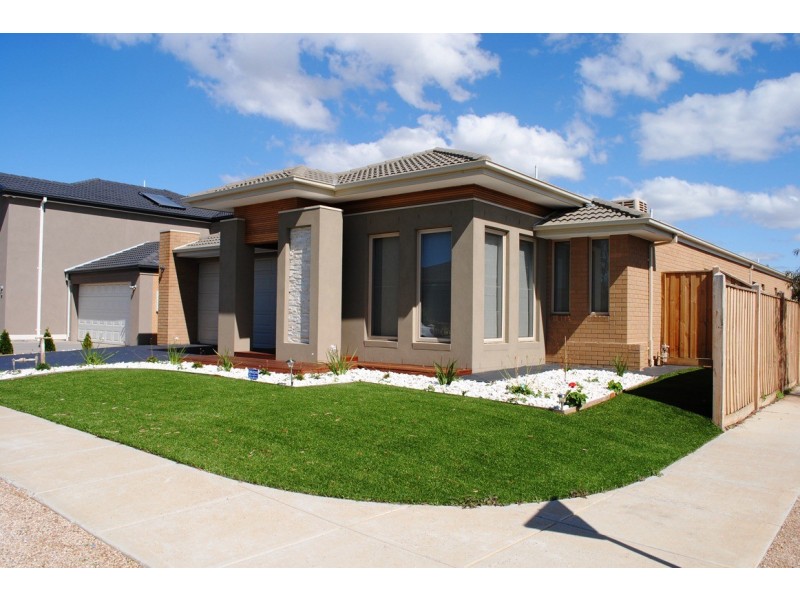 2 Cruise Street, Point Cook VIC 3030