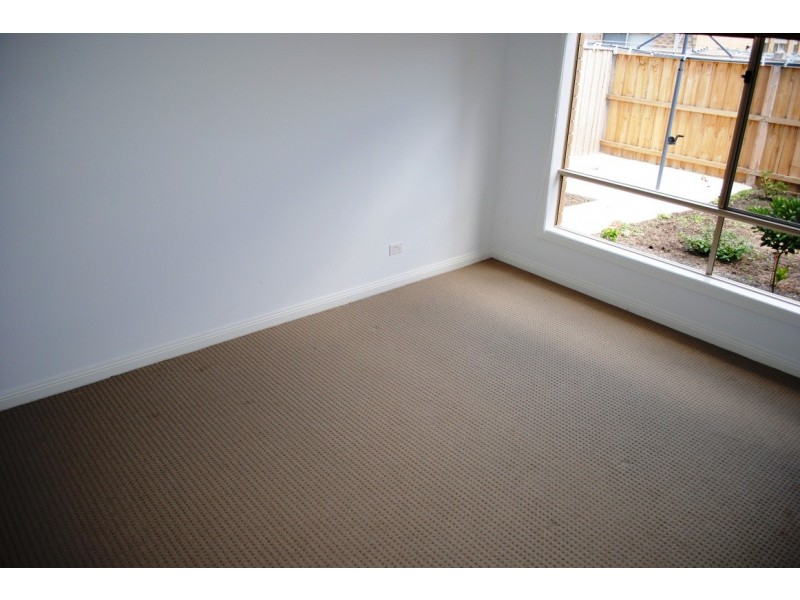 2 Cruise Street, Point Cook VIC 3030