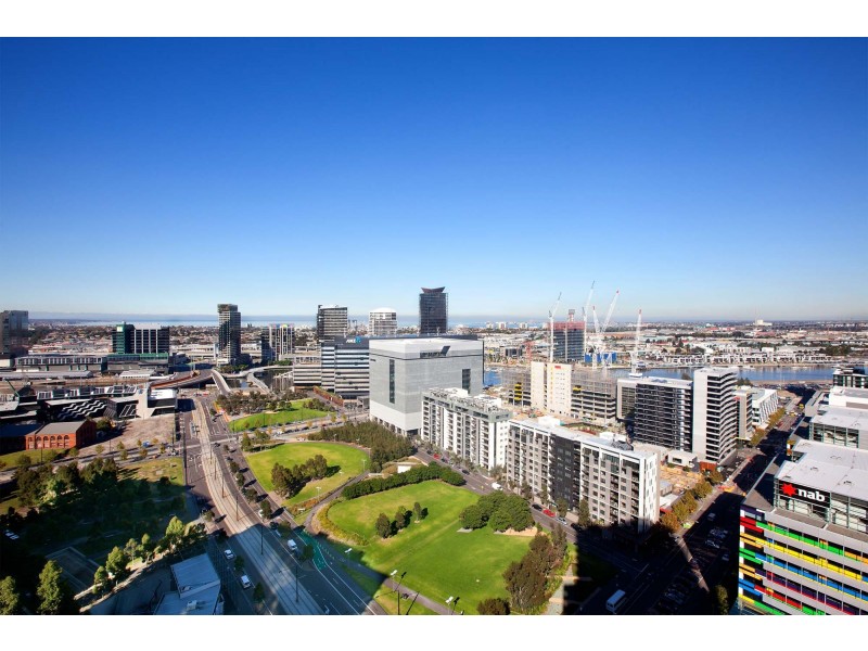2706/100 Harbour Esplanade, Docklands VIC 3008