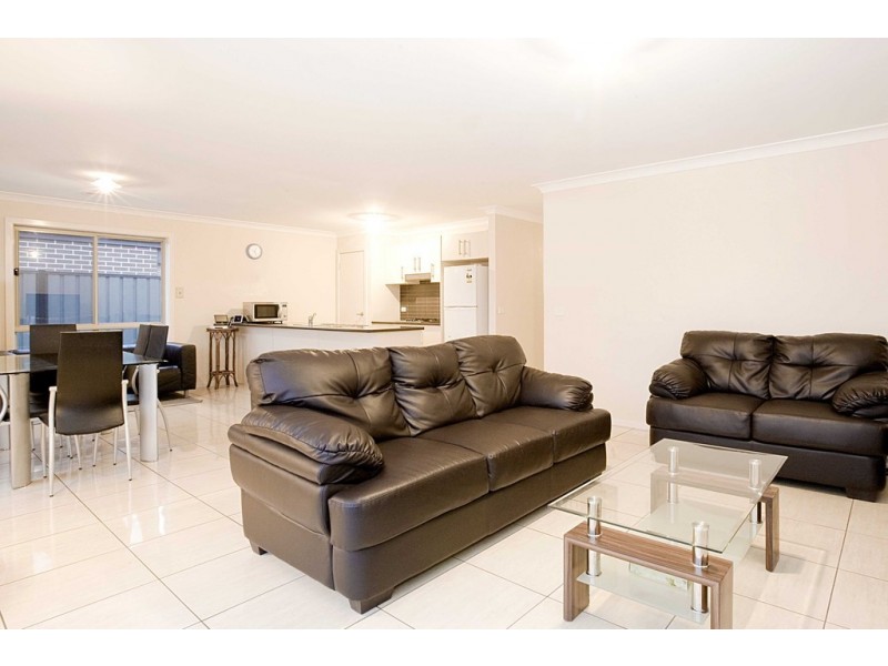 15 Breasley Parkway, Point Cook VIC 3030