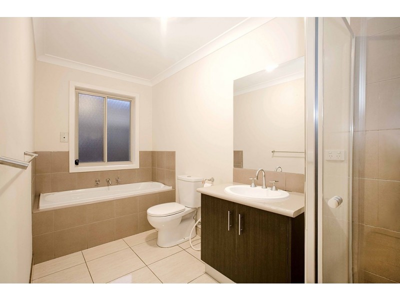 15 Breasley Parkway, Point Cook VIC 3030