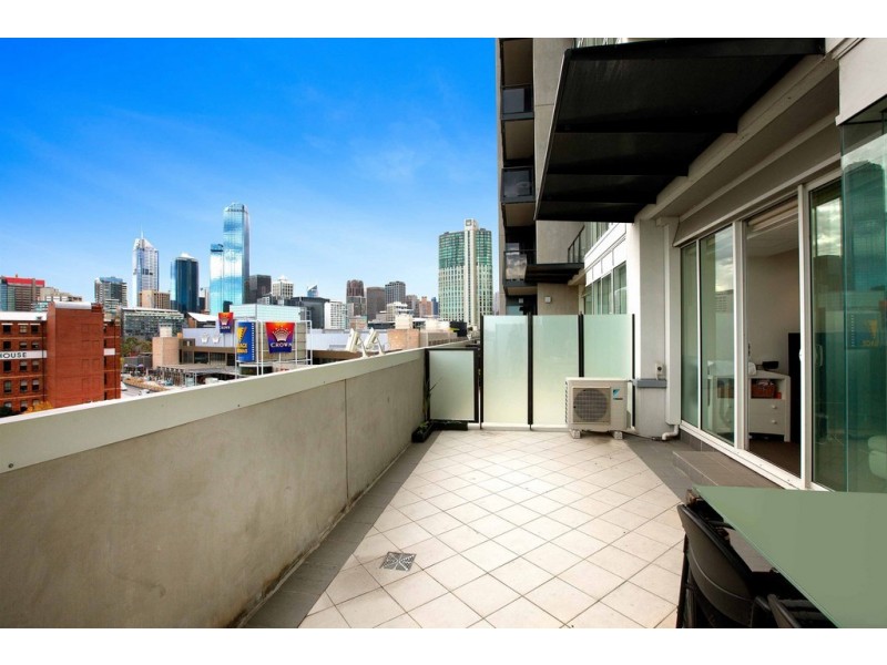 711/63 Whiteman Street, Southbank VIC 3006