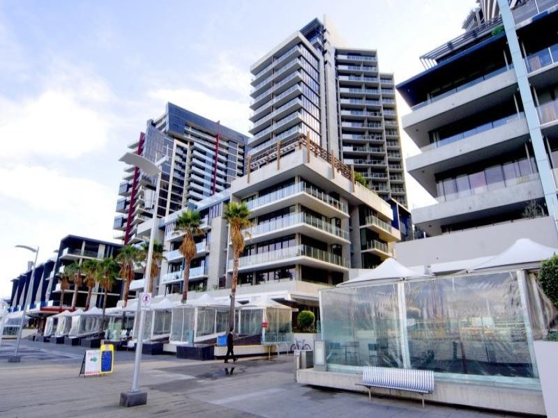 301/30 Rakaia Way, Docklands VIC 3008