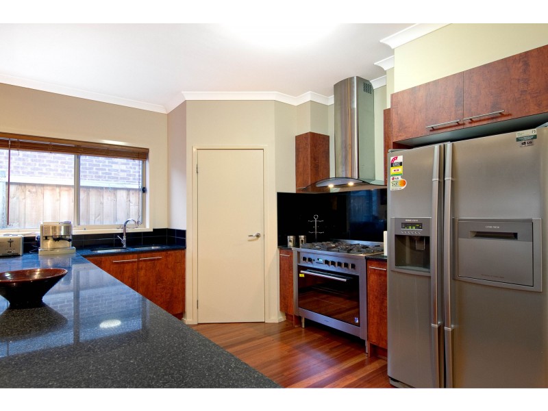 6 Penshurst Avenue, Williams Landing VIC 3027