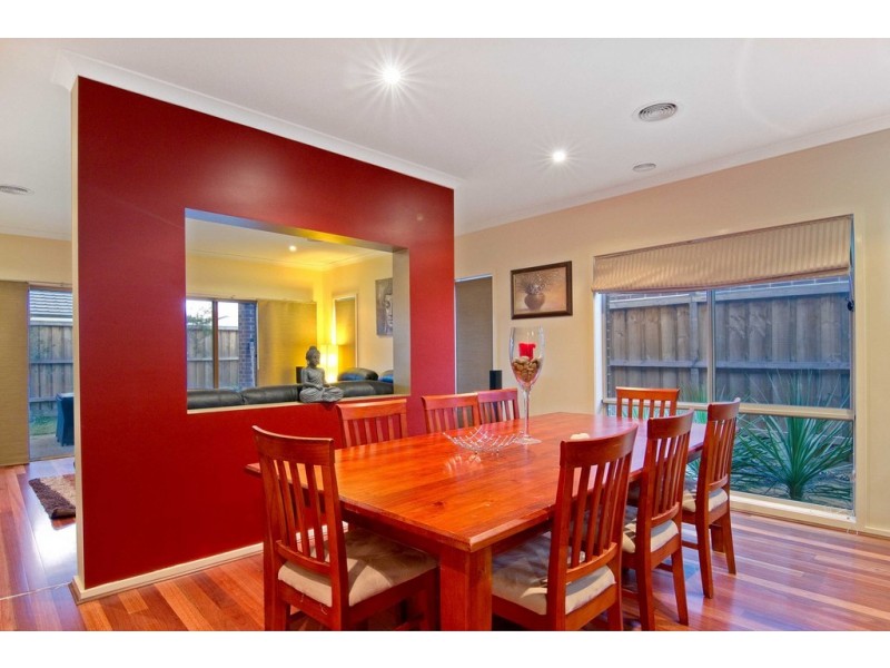 6 Penshurst Avenue, Williams Landing VIC 3027