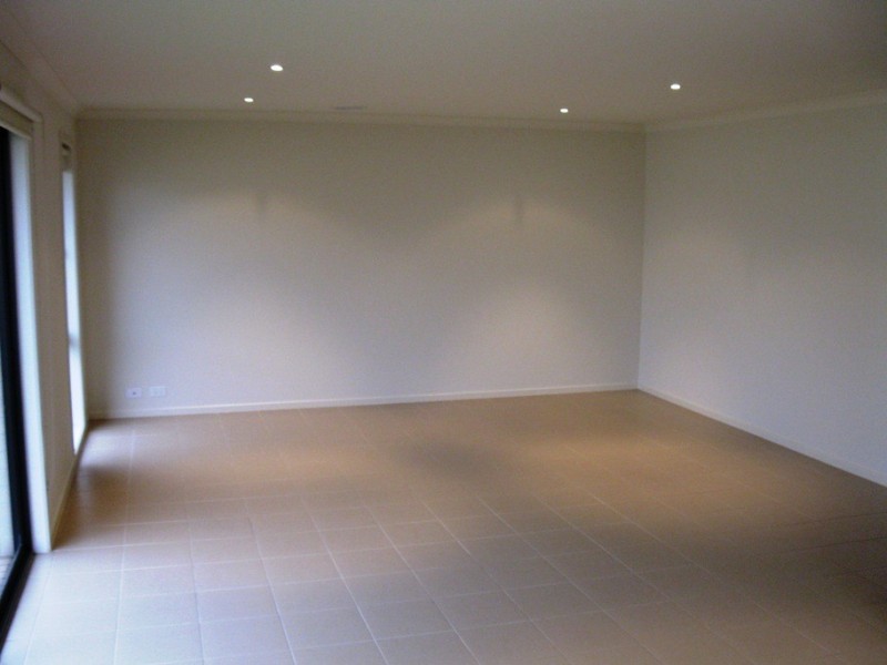 9 Landing Place, Point Cook VIC 3030
