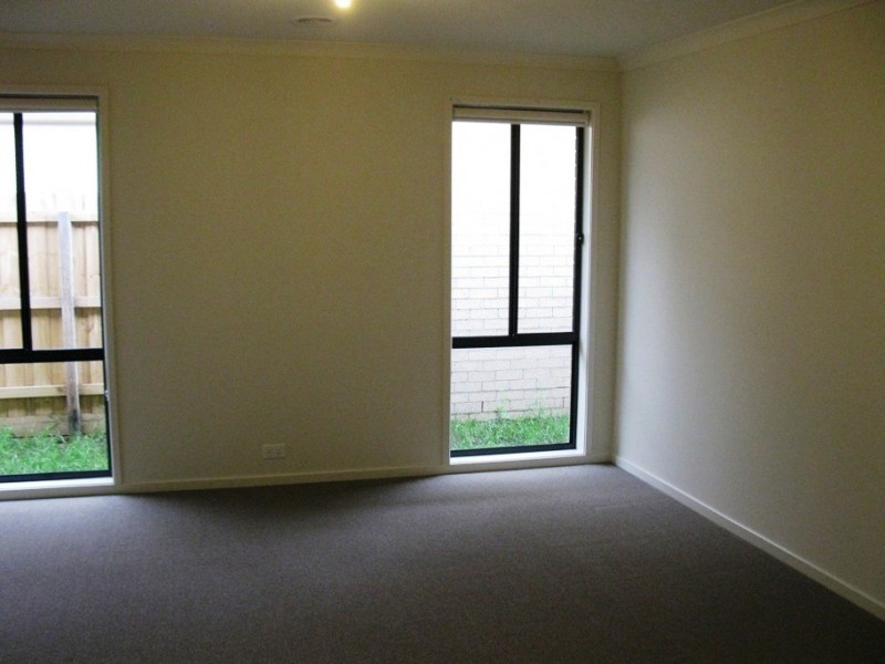 9 Landing Place, Point Cook VIC 3030