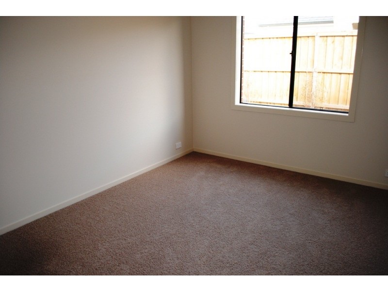 36 Australis Drive, Williams Landing VIC 3027