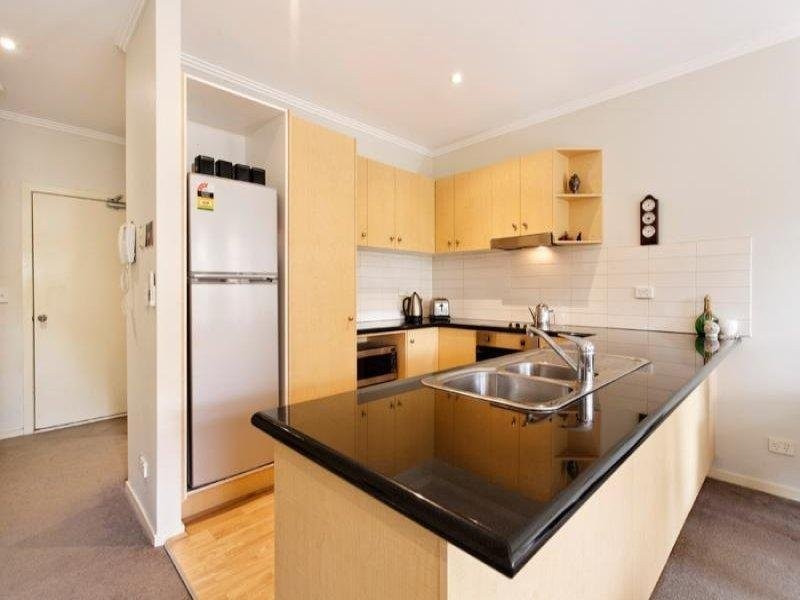 25/2 Newmarket Way, Flemington VIC 3031