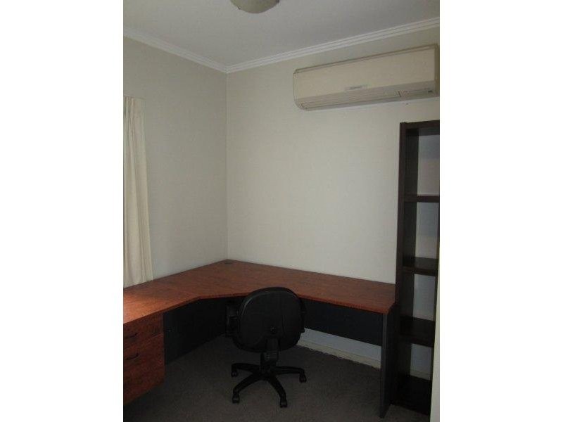 25/2 Newmarket Way, Flemington VIC 3031