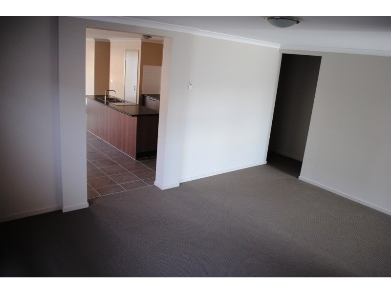 44 Campaspe Way, Point Cook VIC 3030