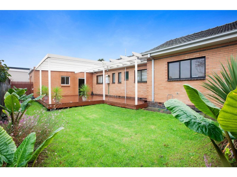 1A Clarendon Parade, West Footscray VIC 3012