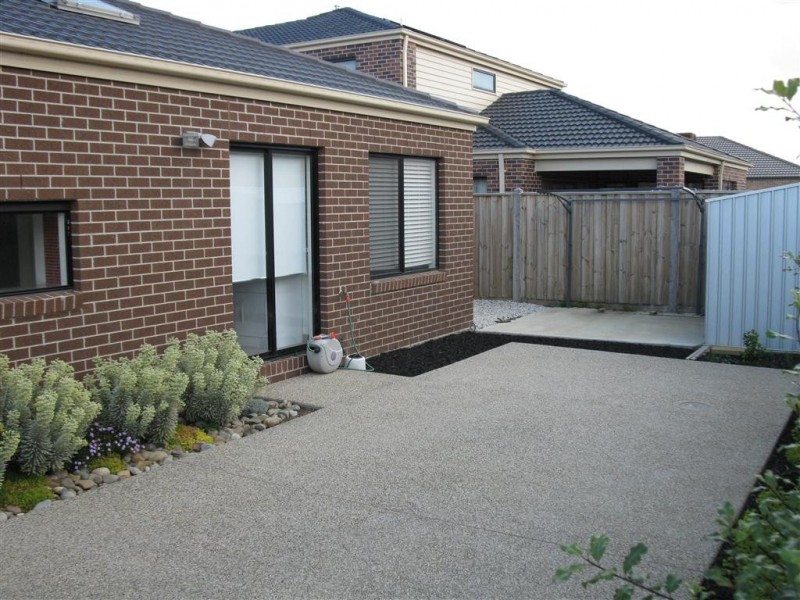 2 Prudence Parade, Point Cook VIC 3030