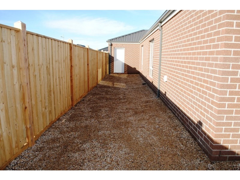 22 Lockheed Parade, Point Cook VIC 3030