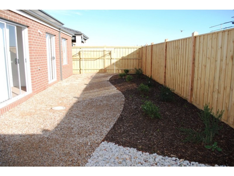 22 Lockheed Parade, Point Cook VIC 3030