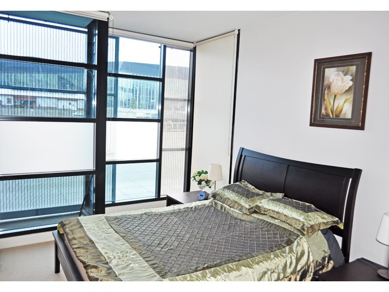 G01/60 Siddeley Street, Docklands VIC 3008