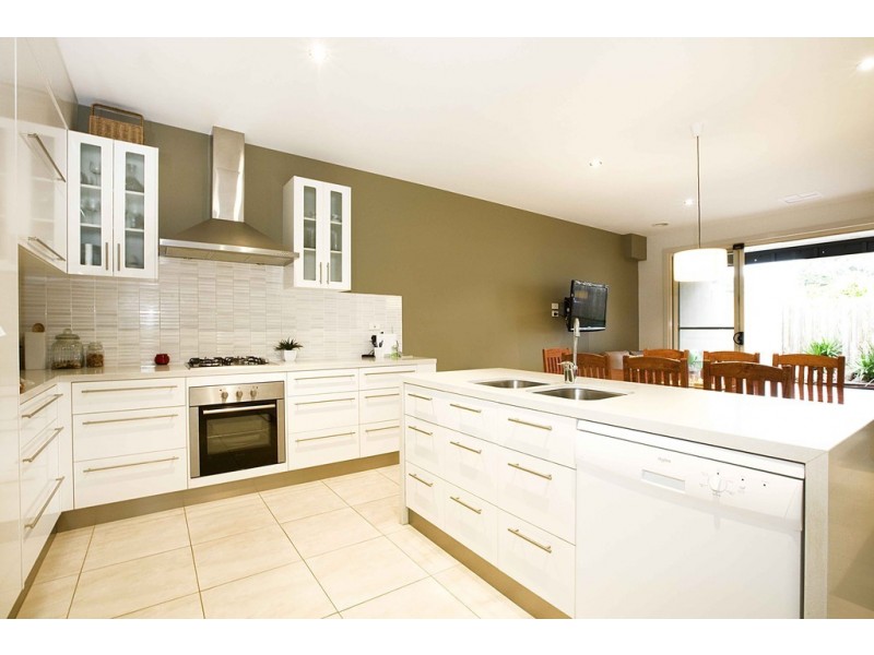 10A Officer Court, Werribee VIC 3030