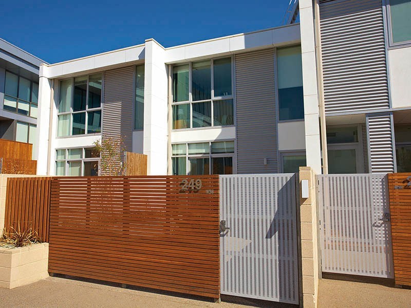 249/9 Wharf Street, Docklands VIC 3008