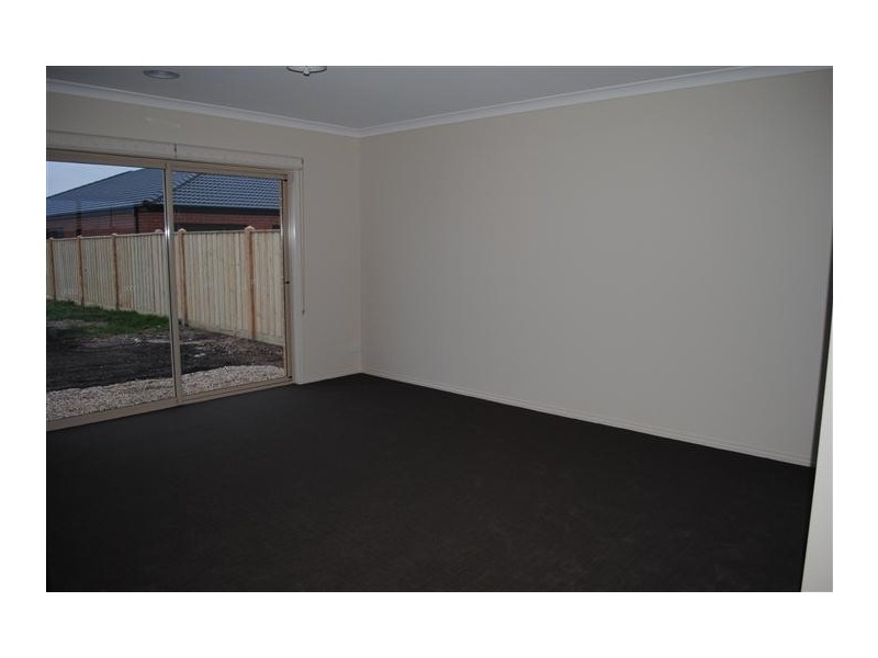 23 Santorini Crescent, Point Cook VIC 3030