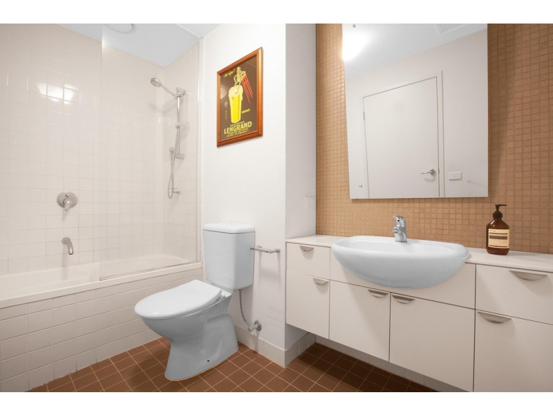 1003/610 St Kilda Road, Melbourne VIC 3004