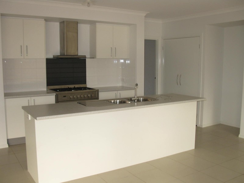 1 St Martins Boulvevard, Truganina VIC 3029