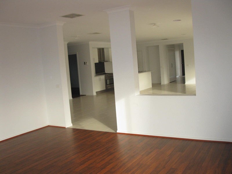 1 St Martins Boulvevard, Truganina VIC 3029