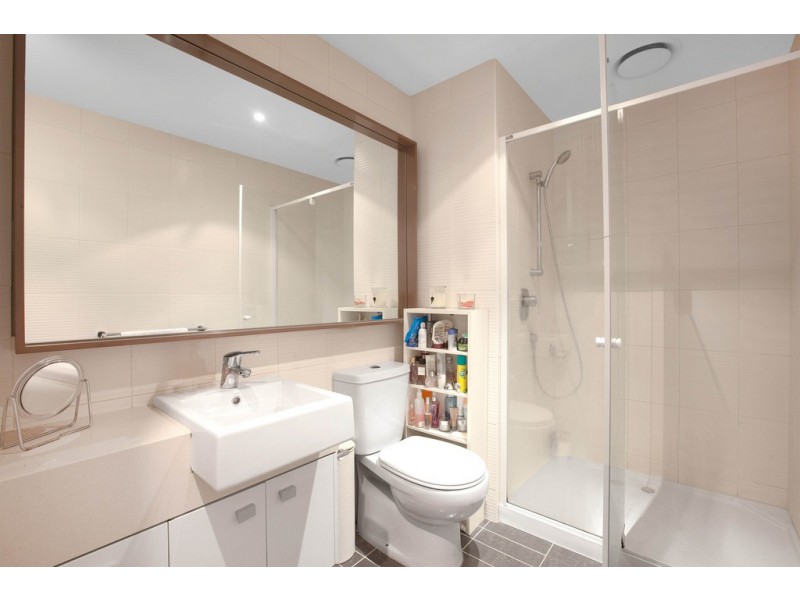 1812/63 Whiteman Street, Southbank VIC 3006