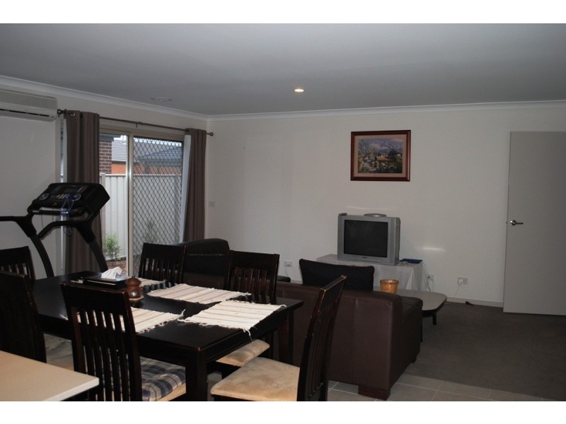 13 Cheviot Drive, Truganina VIC 3029