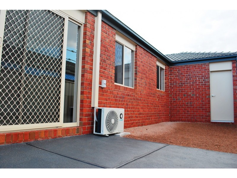 13 Cheviot Drive, Truganina VIC 3029