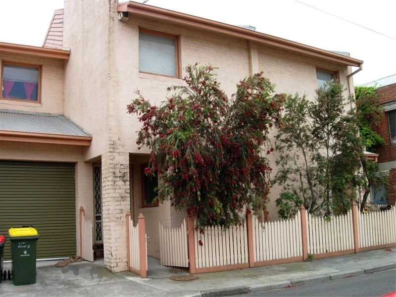 15 McCabe Place, North Melbourne VIC 3051