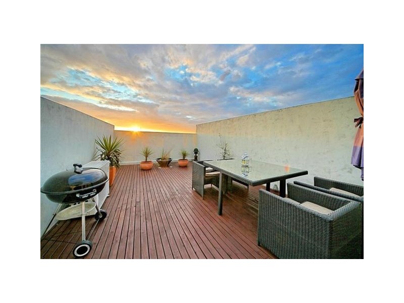 56A Munster Terrace, North Melbourne VIC 3051