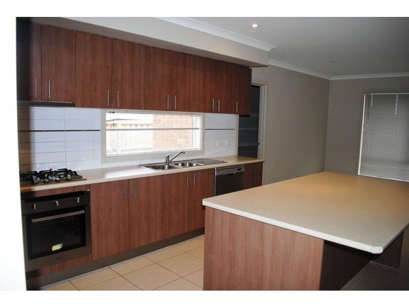 36 Cooinda Way, Point Cook VIC 3030